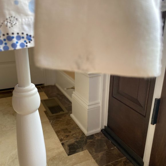 Scrub Top Long Sleeve Size XS- runs slightly big - Picture 4 of 9